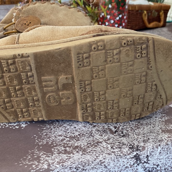 Booties - Picture 8 of 9